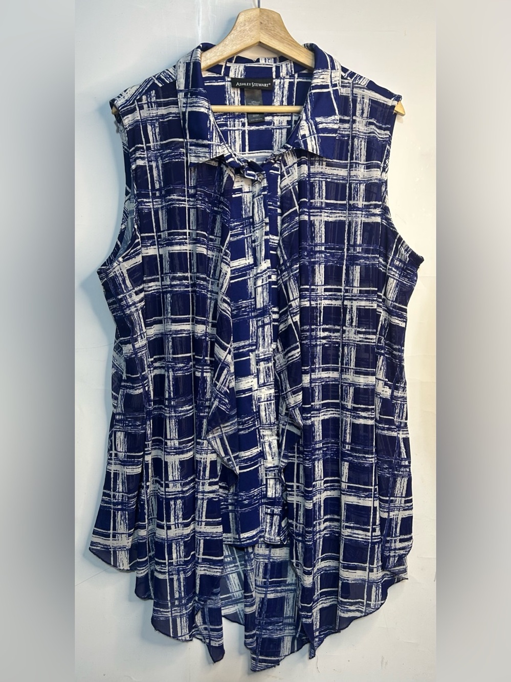Ashley Stewart Navy Plaid Sleeveless Collared Button Front Blouse 22/24